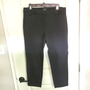 WHBM slim ankle pants